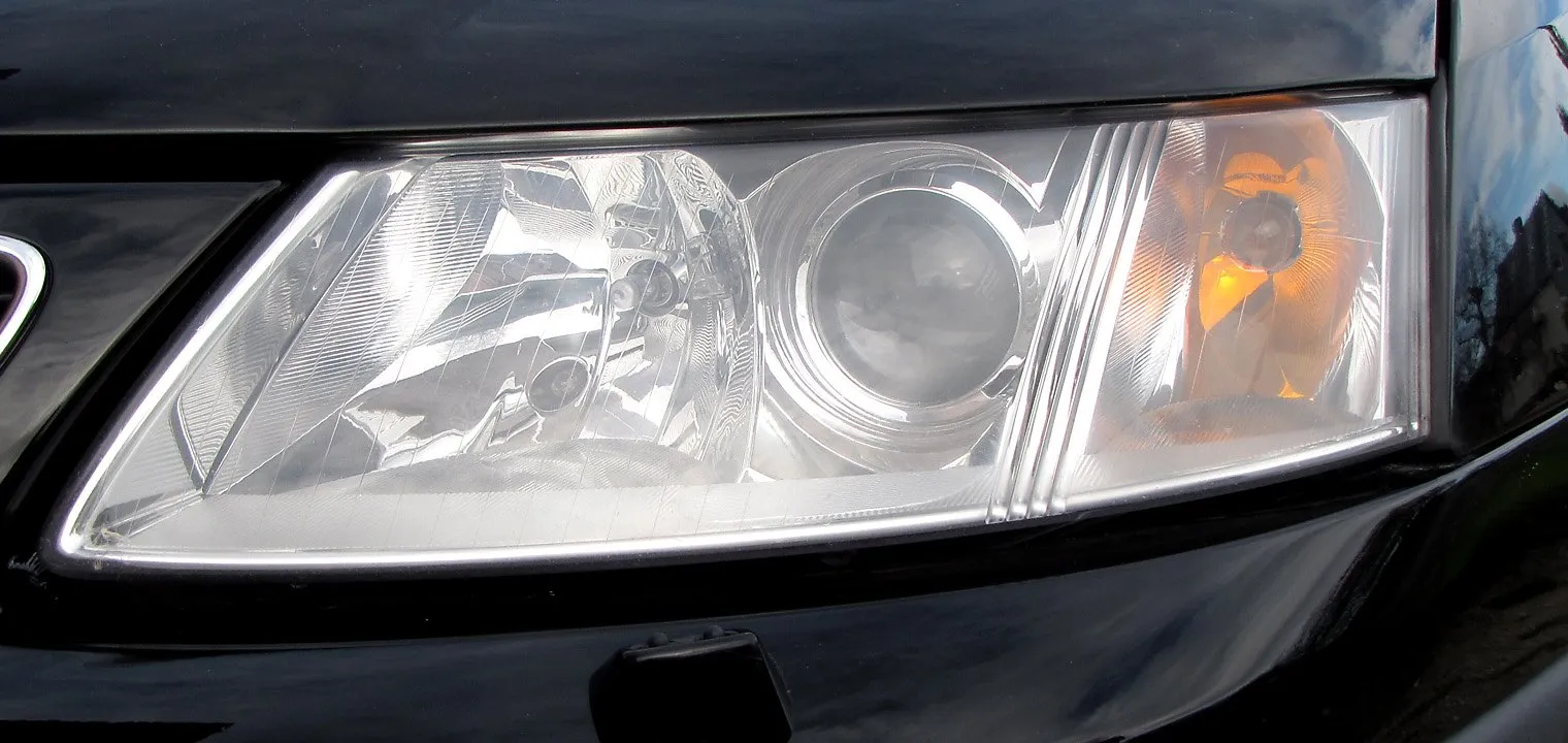 Headlamp assembly, left, halogen